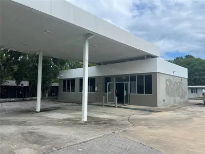 1327 Silver Springs Boulevard, FL