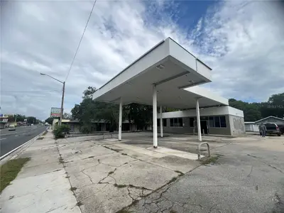 1327 Silver Springs Boulevard, FL