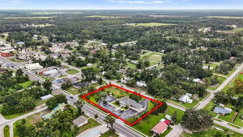 130 Ne Clyde Ave, FL