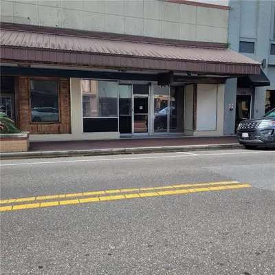 121 Main Street, FL