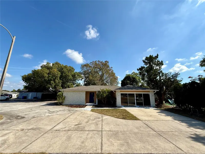9330 Regency Park Blvd, FL