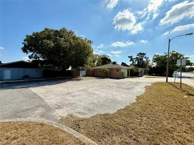 9330 Regency Park Boulevard, FL