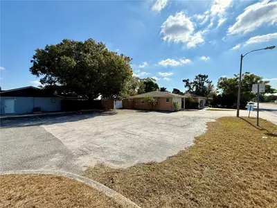 9330 Regency Park Boulevard, FL