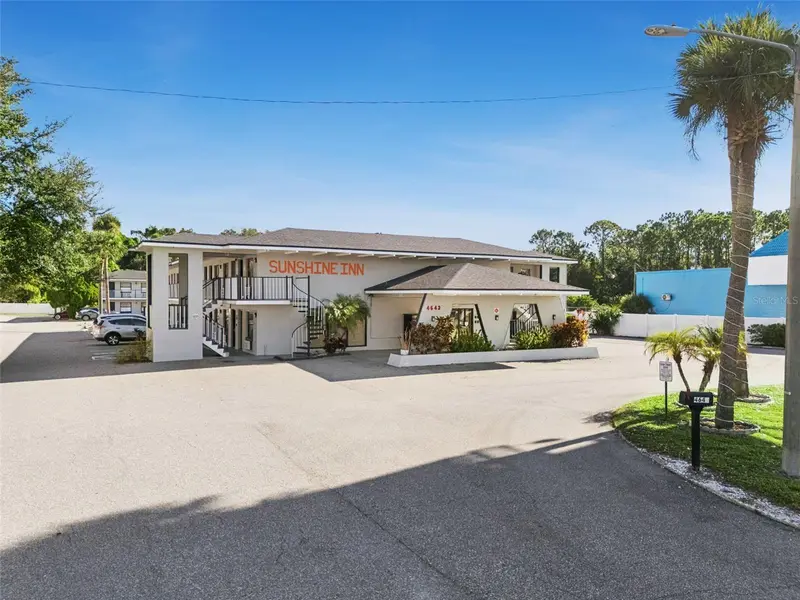 4643 W Irlo Bronson Memorial Hwy, FL