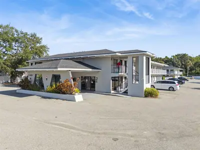4643 Irlo Bronson Memorial Highway, FL