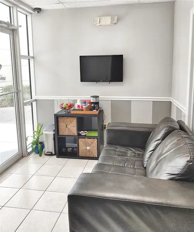 8810 Commodity Circle, FL