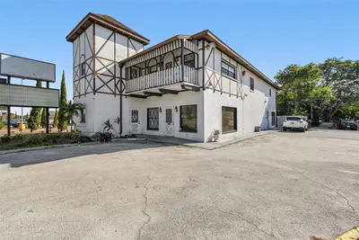 3601 Busch Boulevard, FL