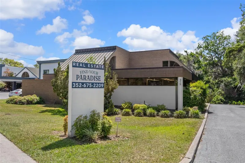 315 Howell Ave, FL