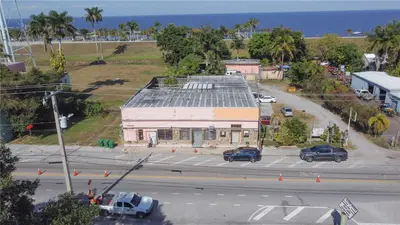 185 Main Street, FL