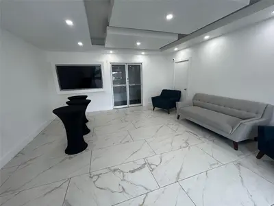 11601 Orange Blossom Trail, FL