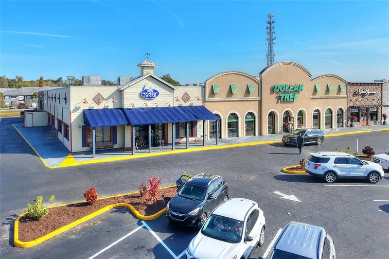 1370,1374,1380 N Broadway Ave, FL