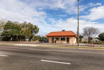 299 Broad Street, FL