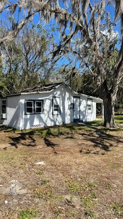 205 Grove Street, FL