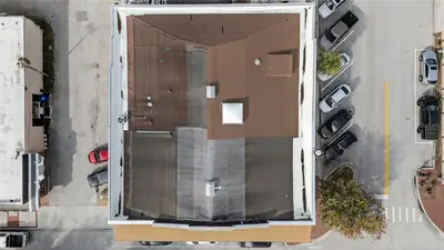 219 Broadway, FL
