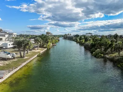 4001 Shoal Line Boulevard, FL