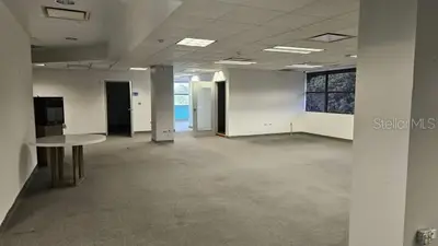300 Avenida Las Cumbres, PR