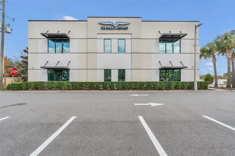 131 S Country Club Rd, FL