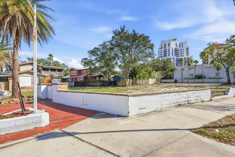 1504 S Howard Ave, FL
