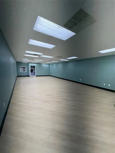 4950 Hall, FL