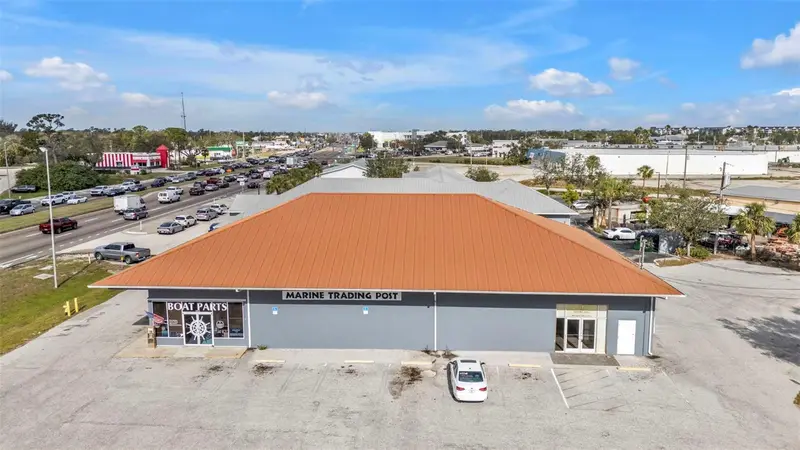 4694 Tamiami Trl, FL