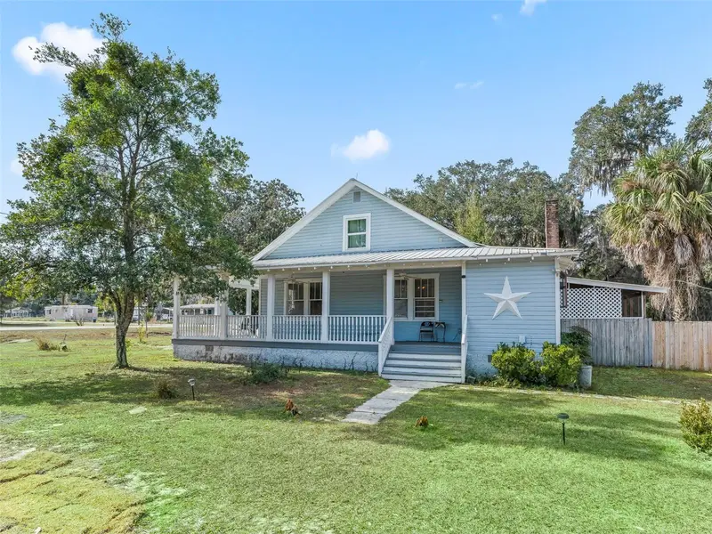 10487 Se Highway 42, FL