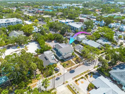 220 Scotland Street, FL