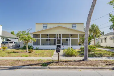 220 Scotland Street, FL