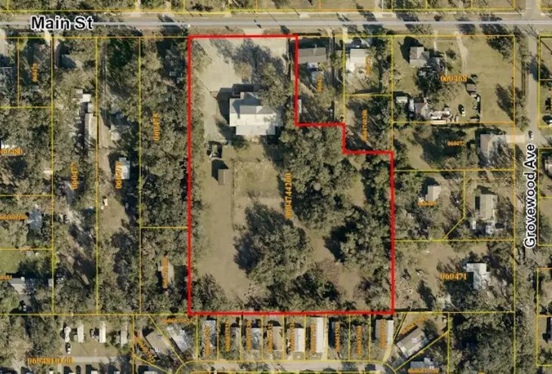 10511 Main St, FL