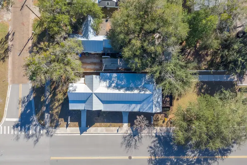 702 Mabbette St, FL