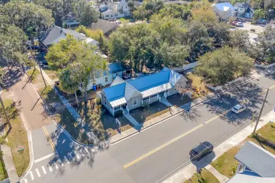 702 Mabbette Street, FL