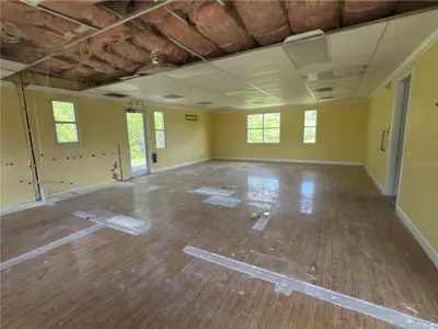 3075 Bobcat Village Center Road, FL