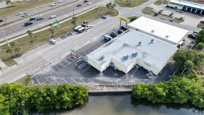 3527 Tamiami Trail, FL