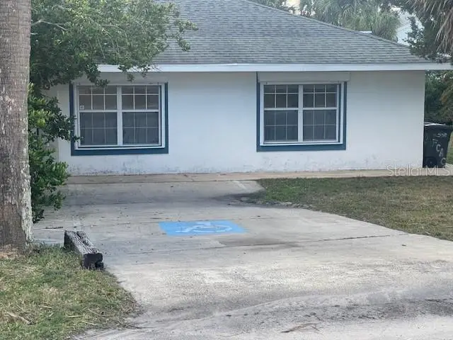 300 N 2nd St, FL