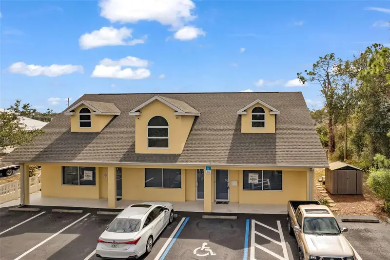 493 Barger Dr, FL