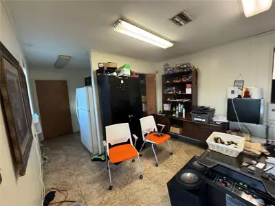 1060 Nursery Road, FL