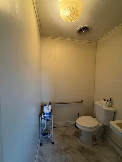 1060 Nursery Road, FL