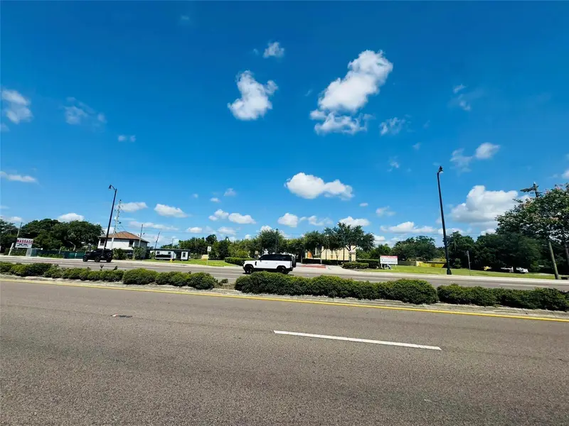 8390 S Us Highway 17-92 Hwy #1001-1009, FL