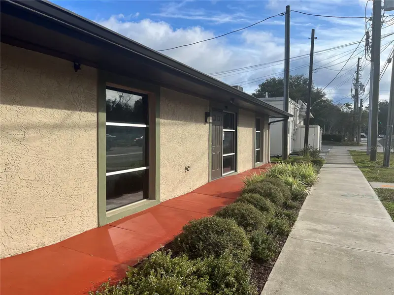 125 W Plymouth Ave, Ste. 121 Rd #121, FL