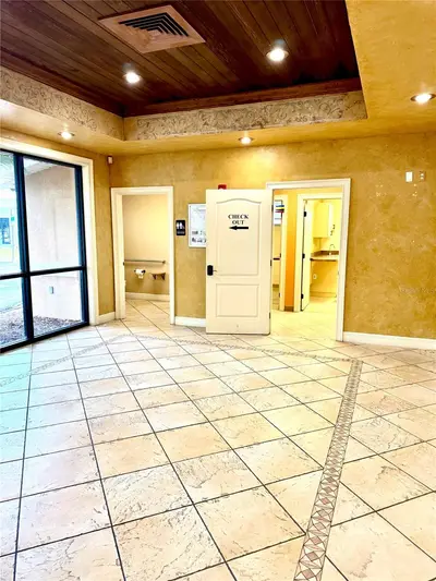 2237 Us Highway 27, FL