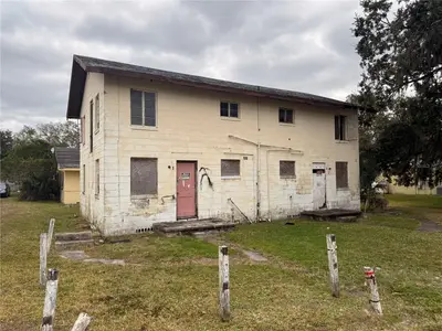 1305 Baker Street, FL