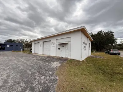 1305 Baker Street, FL