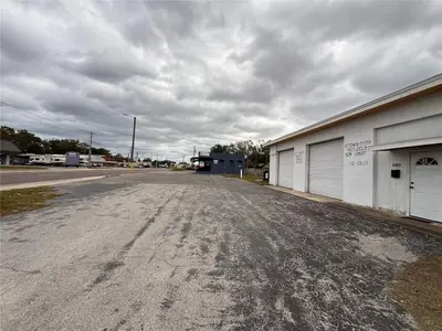 1305 Baker Street, FL