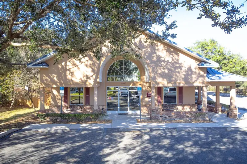3300 N Highway 19a, FL