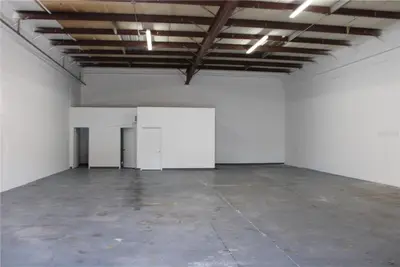1400 L And R Industrial Boulevard, FL