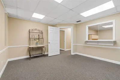 1046 Busch Boulevard, FL