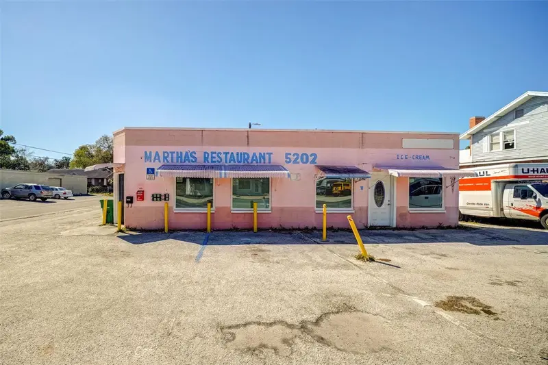 5202 N Nebraska Ave E, FL
