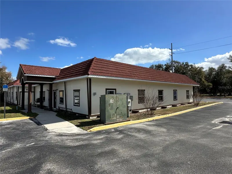 401 E North Blvd #101, FL