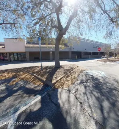 1923 Knox Mcrae Drive, FL