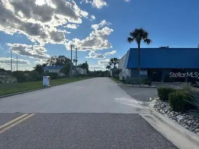251 Altamonte Commerce Boulevard, FL