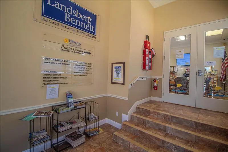 252 W Marion Ave #113 & 115, FL
